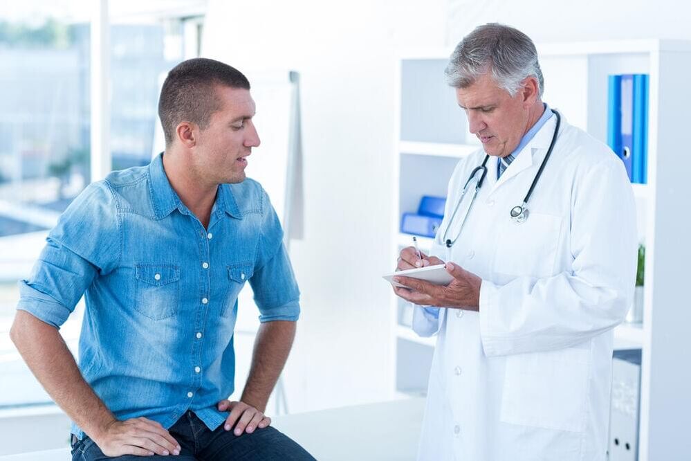 the doctor prescribes a treatment for prostatitis